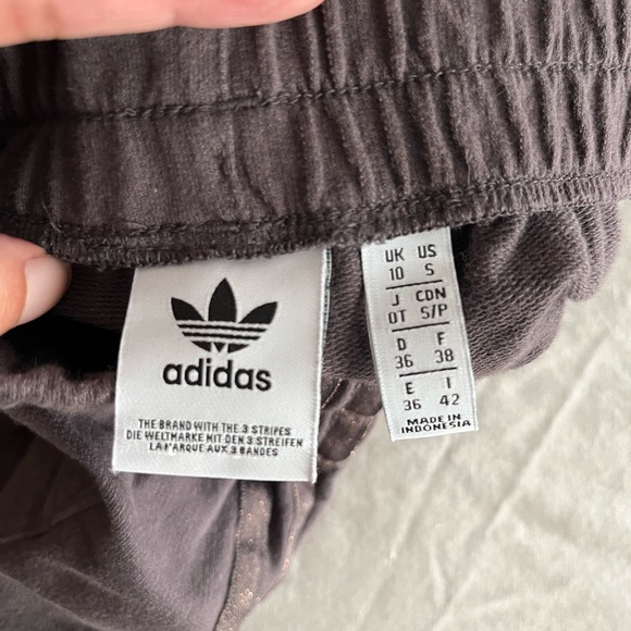Adidas shorts - Picture 5 of 5